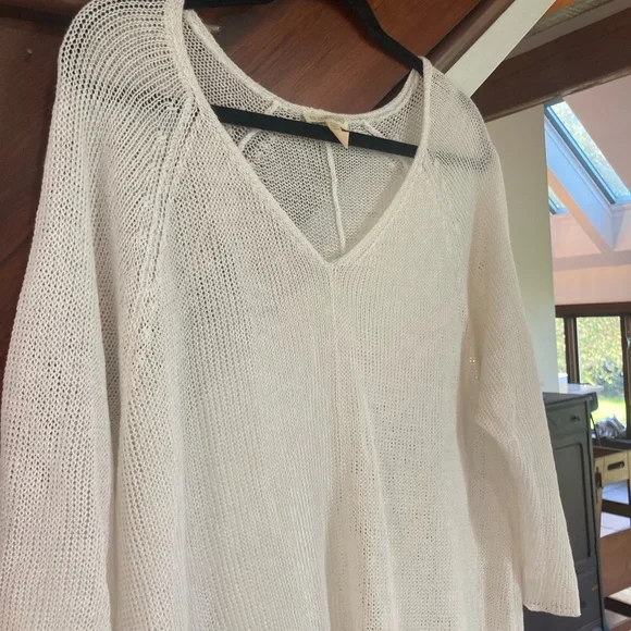 White Knit V-Neck Sweater, 100% Organic Linen - Picture 4 of 6